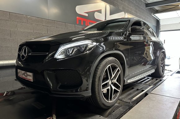 Garage pour augmenter la puissance du moteur d'un Mercedes GLE 350d à Lyon