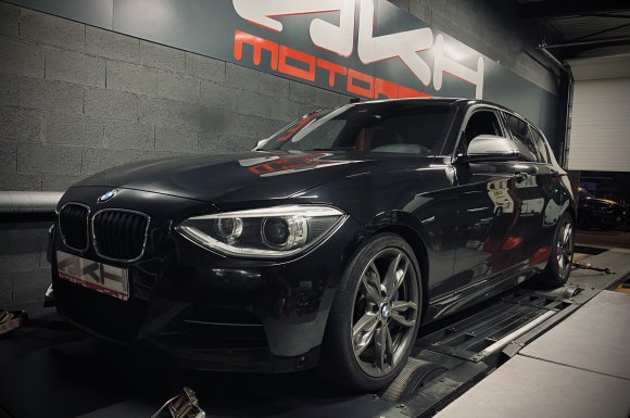 Garage pour une reprogrammation moteur sur une BMW M135i à Lyon