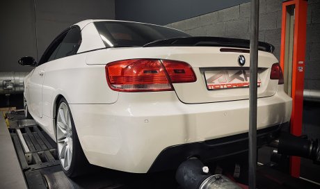 Augmentation de puissance moteur stage 2 sur une BMW 335i à Lyon