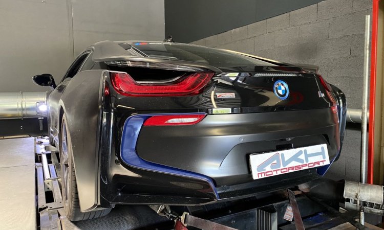 Augmentation de puissance sur une BMW i8 à Lyon