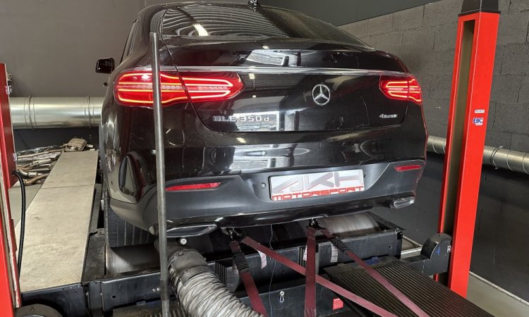 Garage pour augmenter la puissance du moteur d'un Mercedes GLE 350d à Lyon