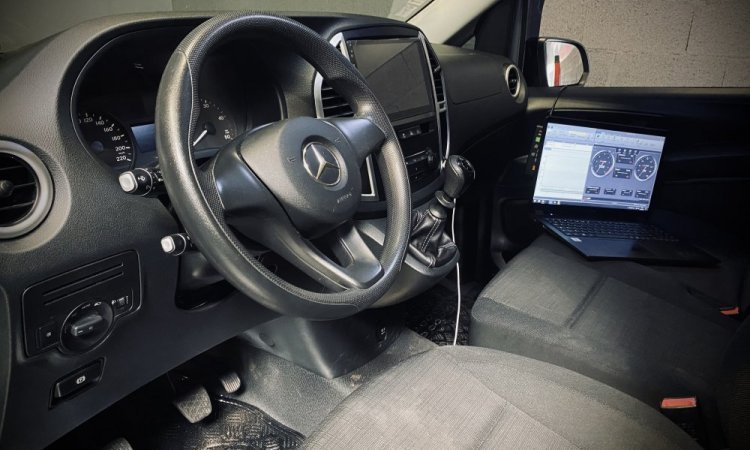 Augmenter la puissance du moteur d'un Mercedes Vito 116 CDI à Lyon