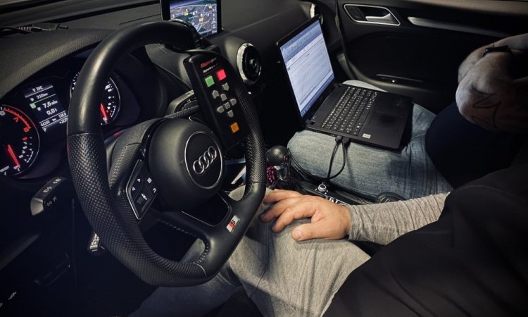 Reprogrammation de moteur pour augmenter la puissance d'une Audi A3 35 TFSI 150 à Lyon