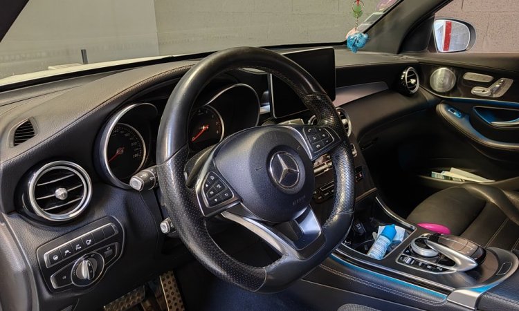 Augmenter la puissance du moteur d'un Mercedes GLC 350e hybride à Lyon