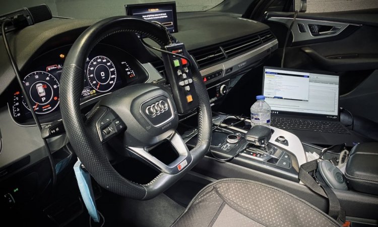 Augmenter la puissance d'un Audi Q7 3.0 TDI 272 à Lyon