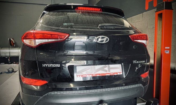 Augmenter la puissance du moteur d'un Hyundai Tucson 1.7 CRDI 141 à Lyon 