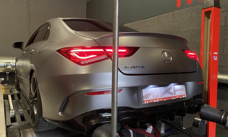 Augmenter la puissance d'une Mercedes CLA 35 AMG à Lyon